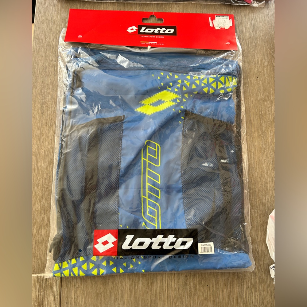 New Lotto Blue and Black Drawstring Sports Bag